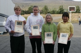 Þau sem hlutu viðurkenningu ásamt sigurvegara