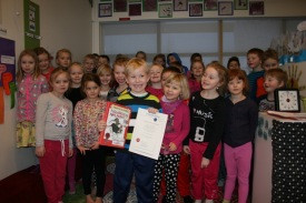 Gunnar Þór stoltur með verðlaunin sín