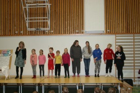 100 miða leikur og fleiri viðurkenningar