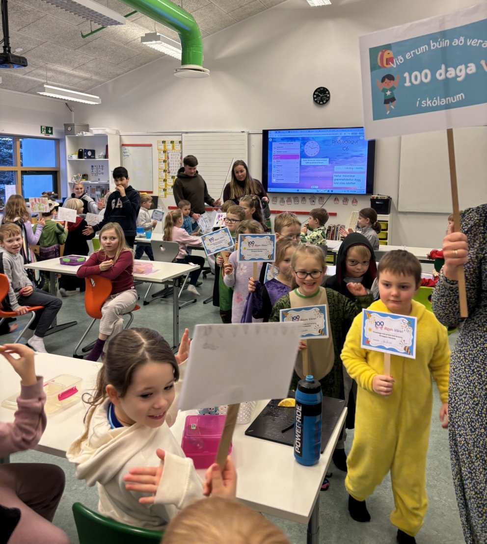 100 daga hátíð 1. bekkjar