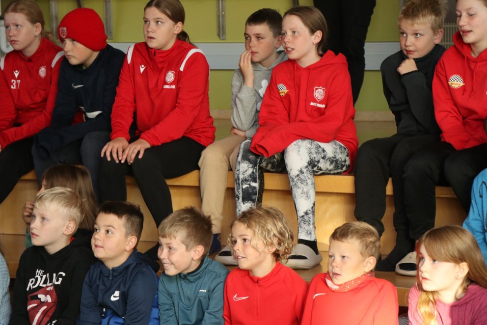 List fyrir alla komu í heimsókn með frábæra dagskrá