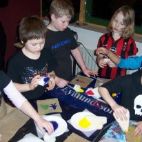 Jólaföndur hjá 4. og 6. bekk