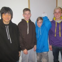 Peysurnar hlaupa um ½ númer við fyrsta þvott.