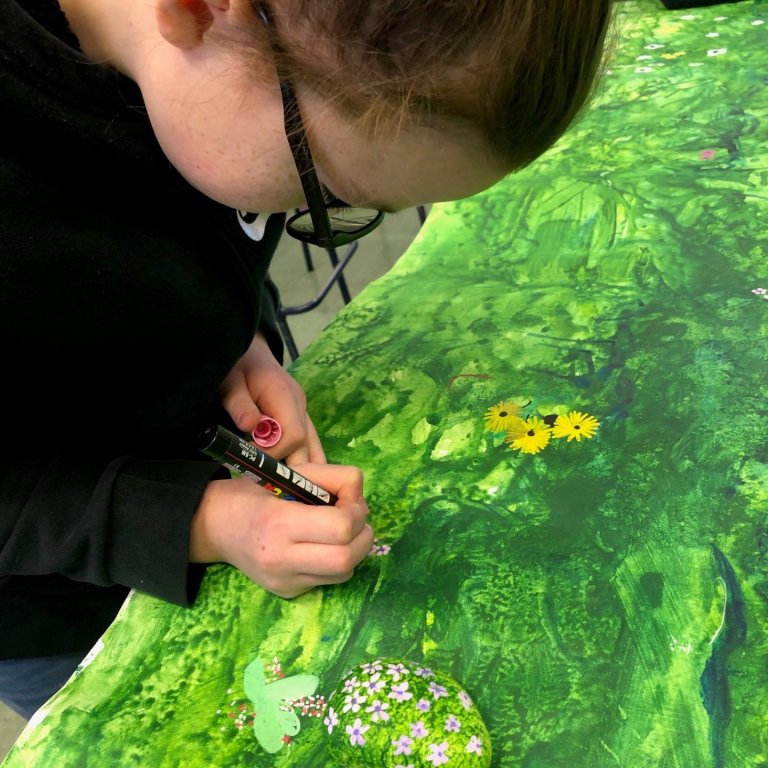 Samsýningin Sköpun bernskunnar opnar - Síðuskóli tekur þátt