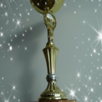 Leitin að grenndargralinu