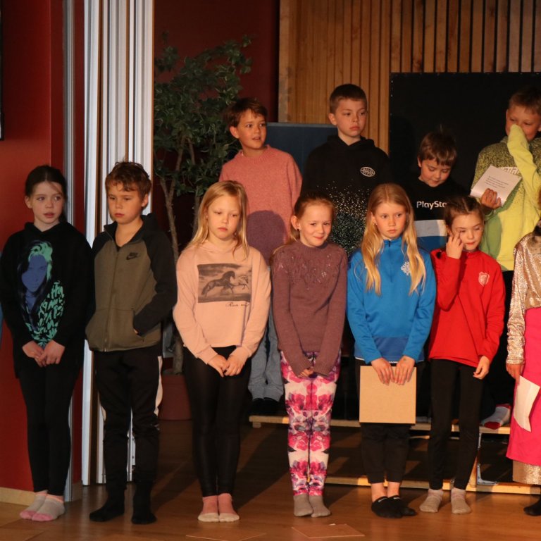 Lokahátíð Litlu upplestrarkeppninnar í 4. bekk