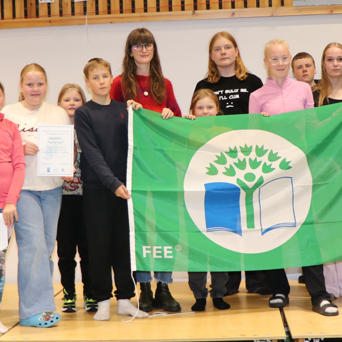 Dagur íslenskrar náttúru og 10. Grænfáninn afhentur