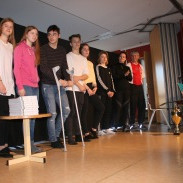 Söngsalur og liðið okkar í Skólahreysti