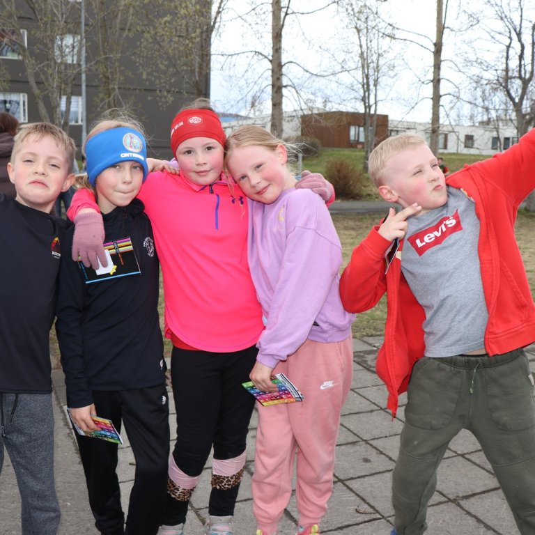 Söngsalur og góðgerðarhlaup UNICEF fór fram í Síðuskóla í dag.