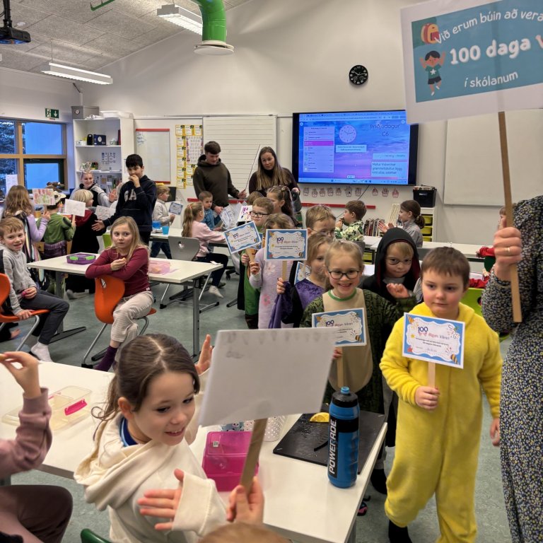 100 daga hátíð 1. bekkjar